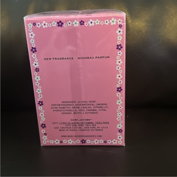 Daisy Marc Jacob’s Pop Limited Edition Perfume - Picture 2 of 7